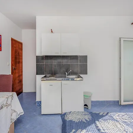 Stunning In With Kitchen Kastav